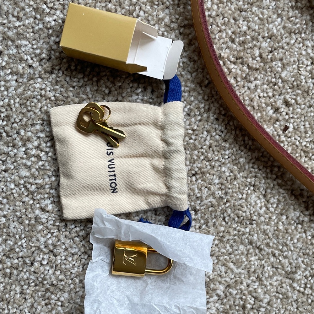 Louis Vuitton Monogram Canvas Speedy 25 Bandoulière with Natural Vachetta Trim - Picture 8 of 15